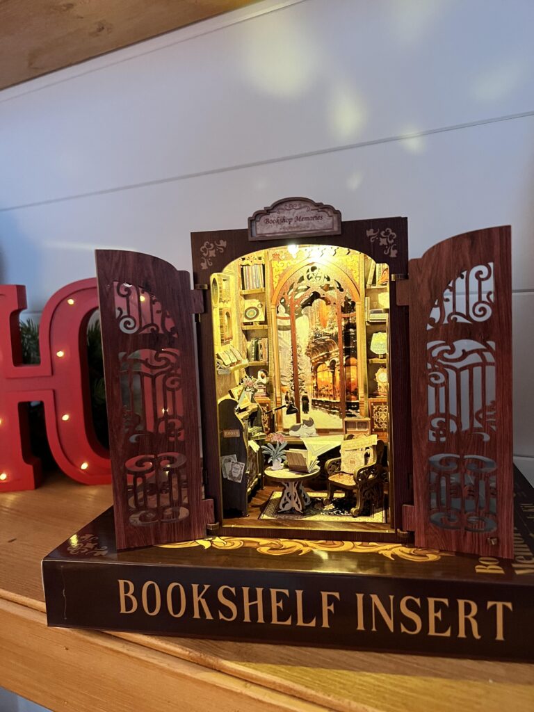 Image #1 from Laura Liszkai